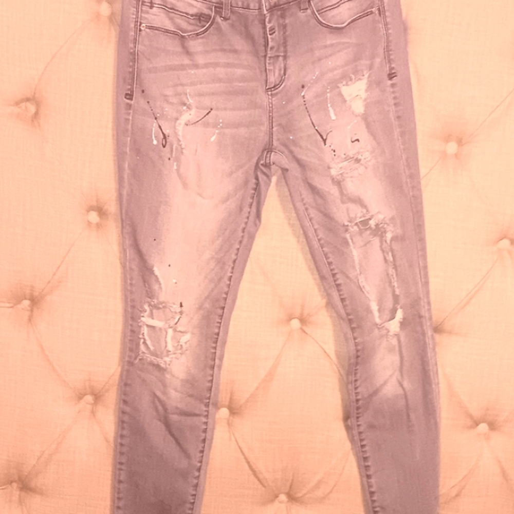 Distressed Bebe Women's Jeans Sz. 28